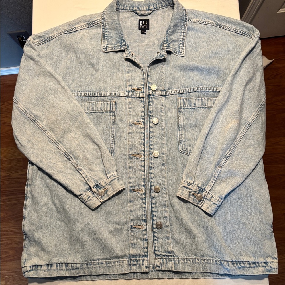 GAP Denim Shirt Jacket in Light Blue